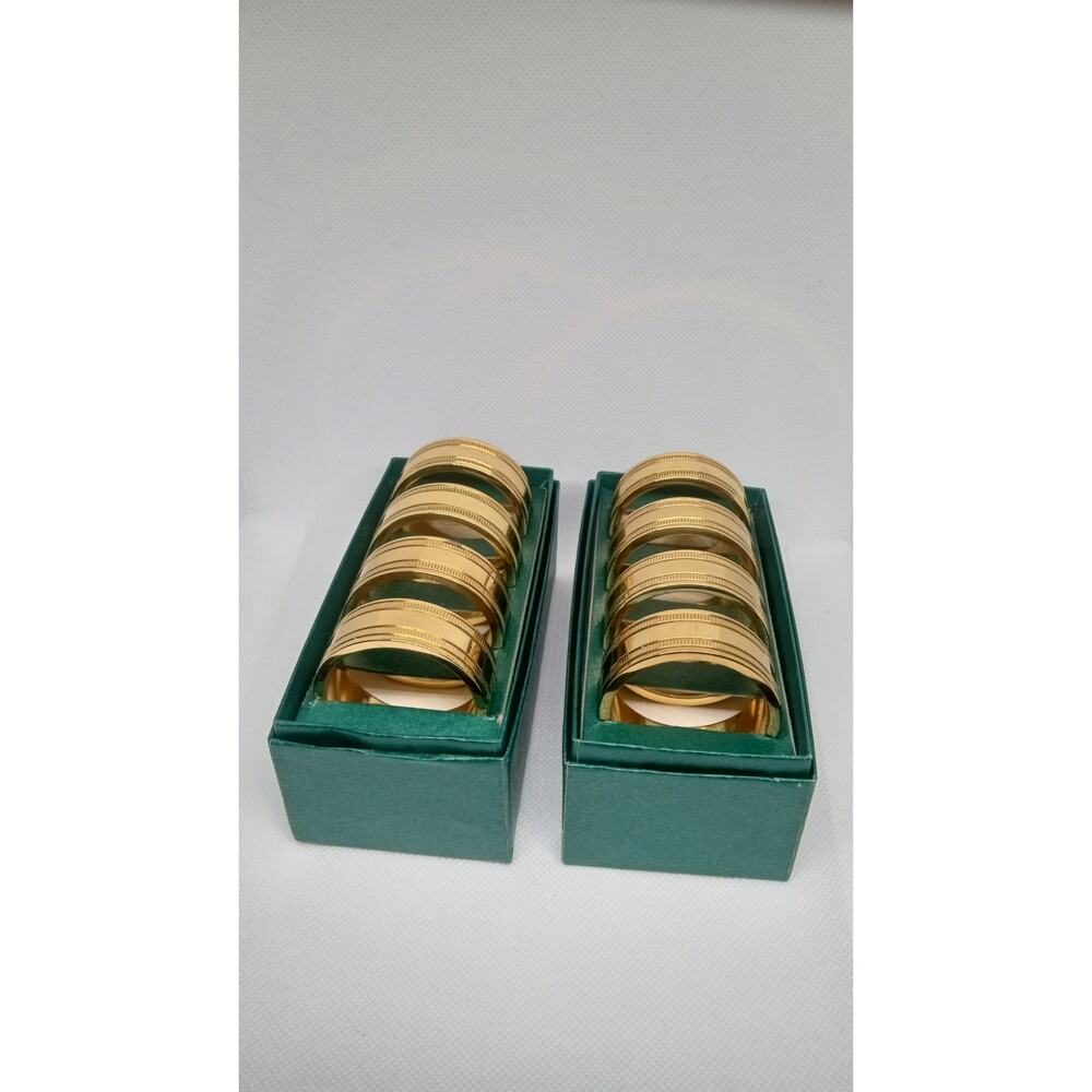 Virginia Metalcrafters Brass Napkin Rings Set of 8 with Box - Picture 3 of 5